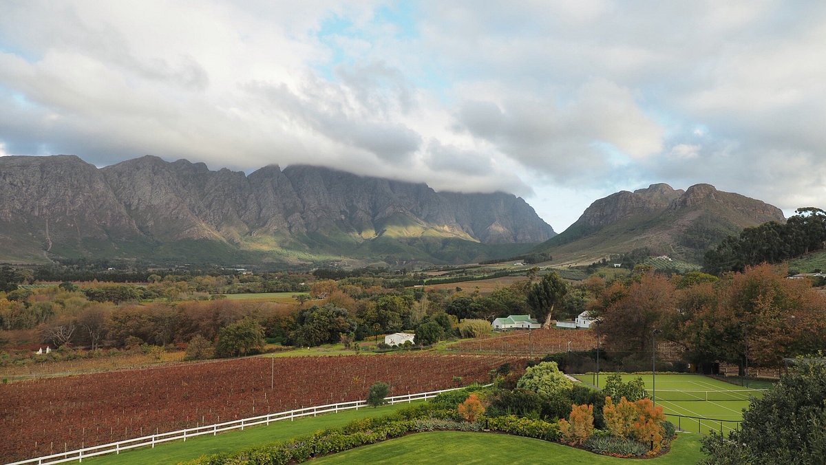 The beautiful winelands on the safari trip of one of our Australian guests visiting Mont Rochelle